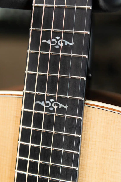 Taylor Gold Label 814e Super Grand Auditorium Honduran Rosewood Acoustic/Electric Guitar - Natural Top with Hardshell Case - Factory Demo
