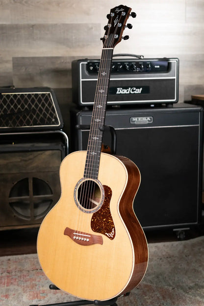Taylor Gold Label 814e Super Grand Auditorium Honduran Rosewood Acoustic/Electric Guitar - Natural Top with Hardshell Case - Factory Demo
