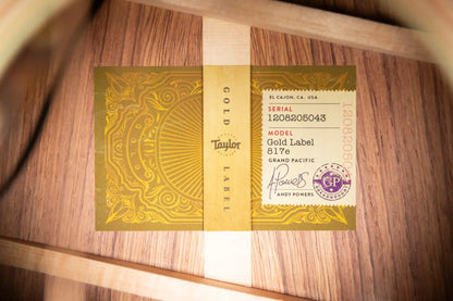 Taylor Gold Label 817e Grand Pacific Acoustic/Electric Guitar - Natural with Hardshell Case