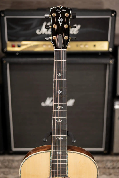 Taylor Gold Label 914e Super Auditorium Acoustic/Electric Guitar with Hardshell Case