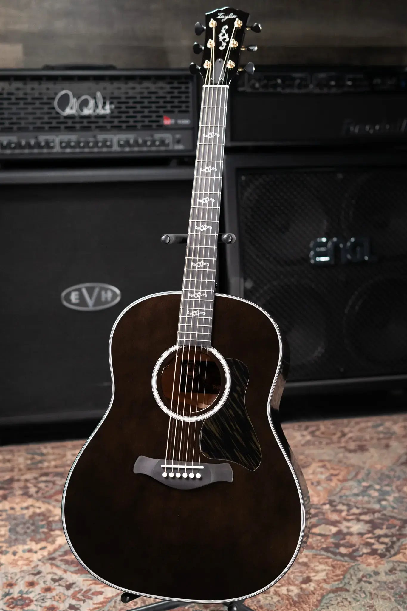 Taylor Gold Label C17e B6009 Catch Custom #9 Grand Pacific Acoustic/Electric Guitar - Maple (A Flame) Sitka Spruce (Bear claw) Top with Hardshell Case