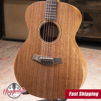 Taylor Jacob Collier Signature Academy 22e 5-String Acoustic/Electric Guitar with Gig Bag