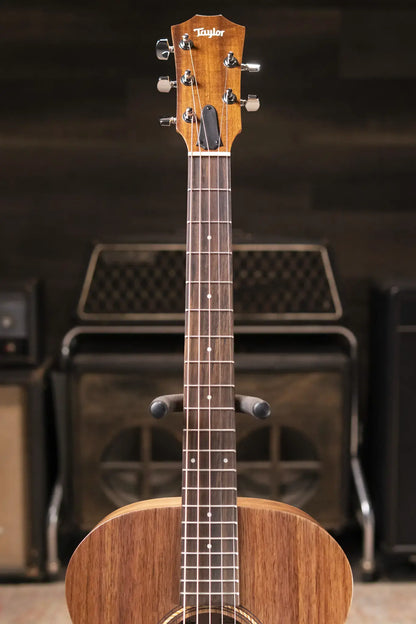 Taylor Jacob Collier Signature Academy 22e 5-String Grand Concert Acoustic/Electric Guitar with Gig Bag