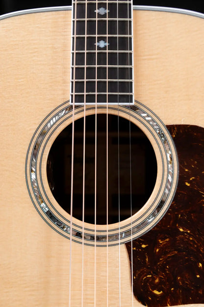 Taylor Legacy 810e Dreadnought Acoustic/Electric Guitar with Hardshell Case - Demo