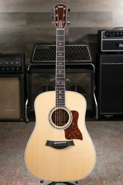 Taylor Legacy 810e Dreadnought Acoustic/Electric with Hardshell Case