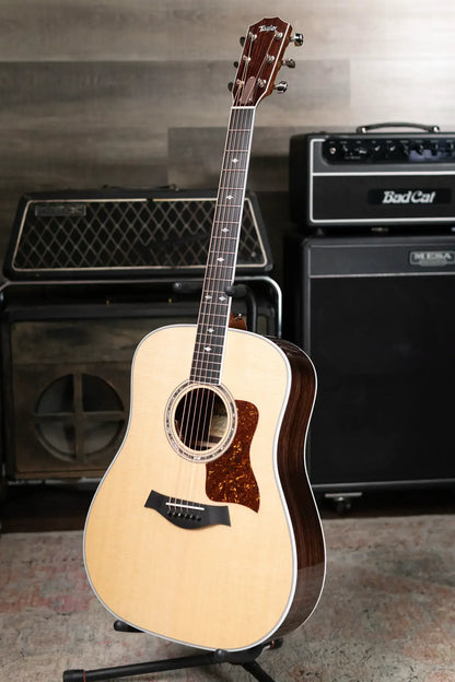 Taylor Legacy 810e Dreadnought Acoustic/Electric with Hardshell Case