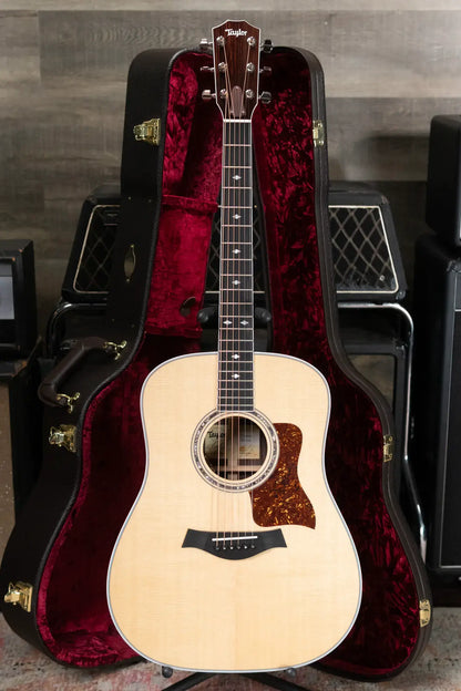 Taylor Legacy 810e Dreadnought Acoustic/Electric with Hardshell Case