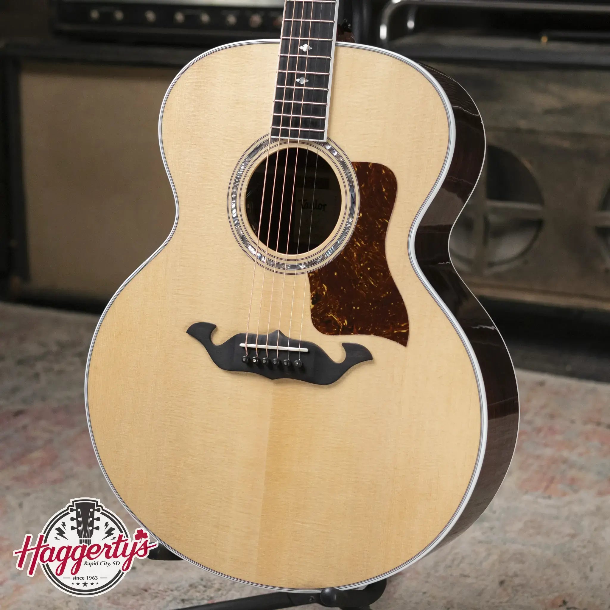 Taylor Legacy 815e Jumbo Acoustic/Electric Guitar with Hardshell Case