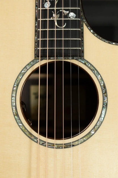 Taylor Legacy 914ce Grand Auditorium Acoustic/Electric Guitar with Hardshell Case
