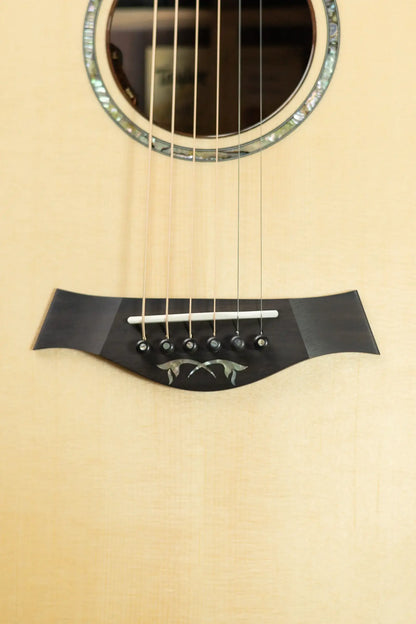 Taylor Legacy 914ce Grand Auditorium Acoustic/Electric Guitar with Hardshell Case
