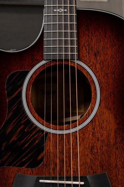 Taylor Next Generation 324ce Left-Handed Grand Auditorium Acoustic/Electric Guitar with Hardshell Case