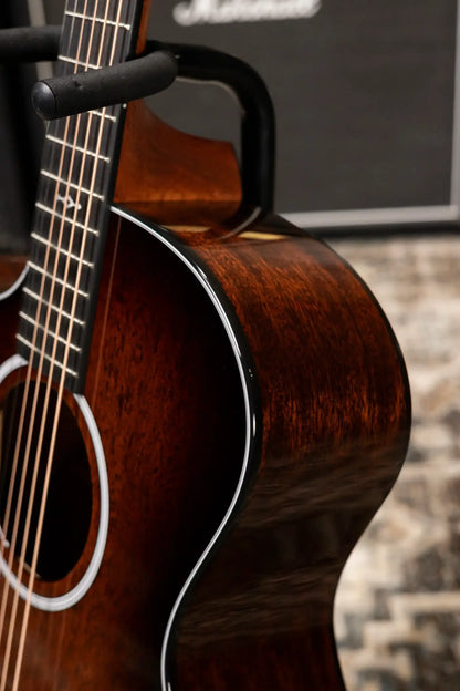 Taylor Next Generation 324ce Left-Handed Grand Auditorium Acoustic/Electric Guitar with Hardshell Case
