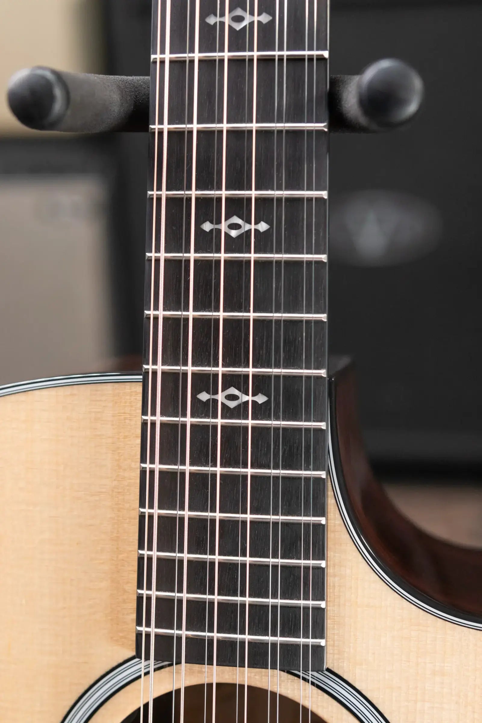 Taylor Next Generation 454ce 12-String Grand Auditorium Acoustic/Electric Guitar with Hardshell Case