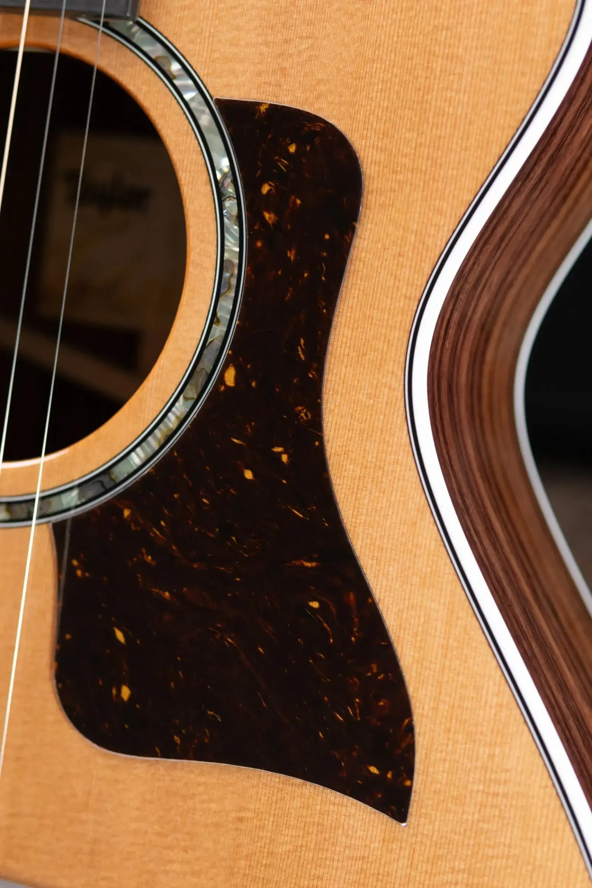 Taylor Next Generation 712ce 12-Fret Grand Concert Acoustic/Electric Guitar with Hardshell Case