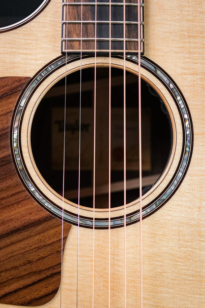 Taylor Next Generation 814ce Left-Handed Grand Auditorium Acoustic/Electric Guitar with Hardshell Case