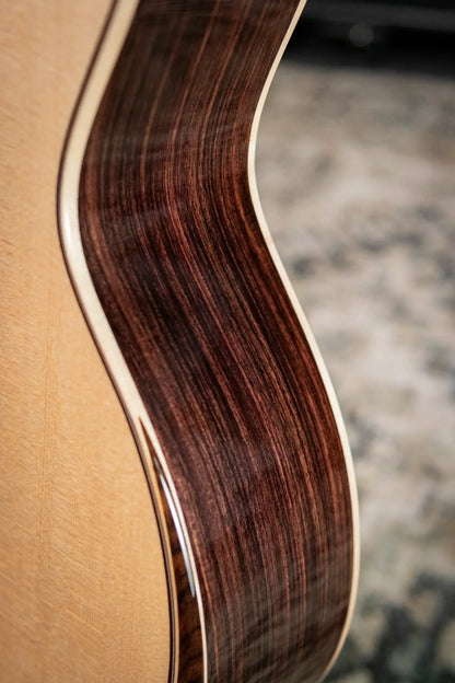 Taylor Next Generation 814ce Left-Handed Grand Auditorium Acoustic/Electric Guitar with Hardshell Case