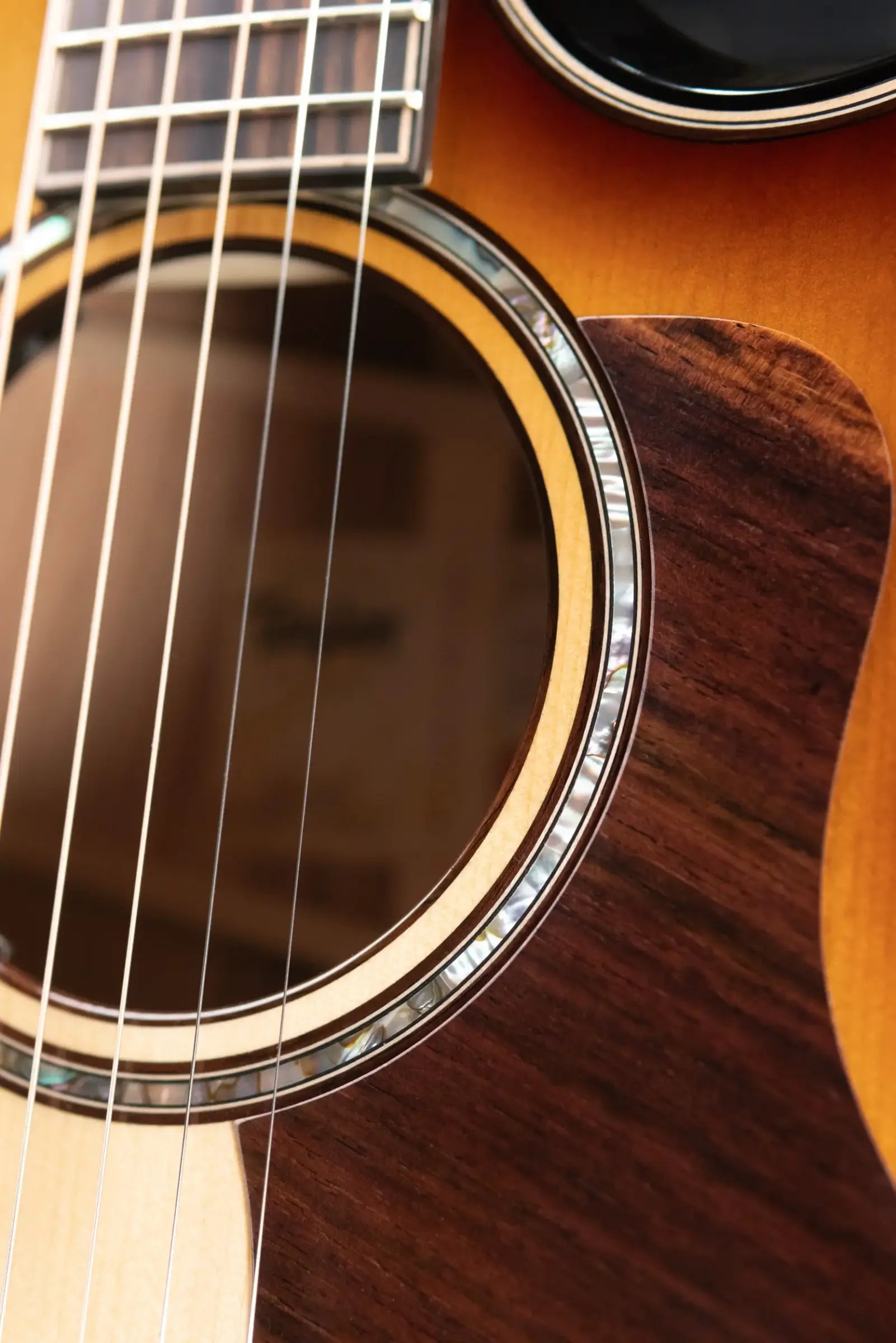 Taylor Next Generation Builder's Edition 814ce Grand Auditorium Acoustic/Electric Guitar with Hardshell Case