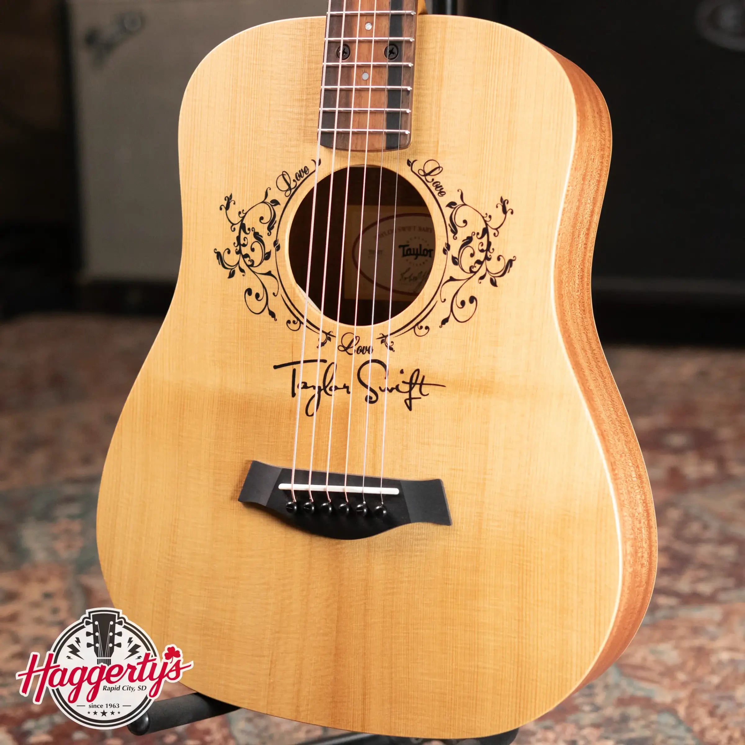 Taylor TS-BT Taylor Swift Baby Taylor w/ Gig Bag