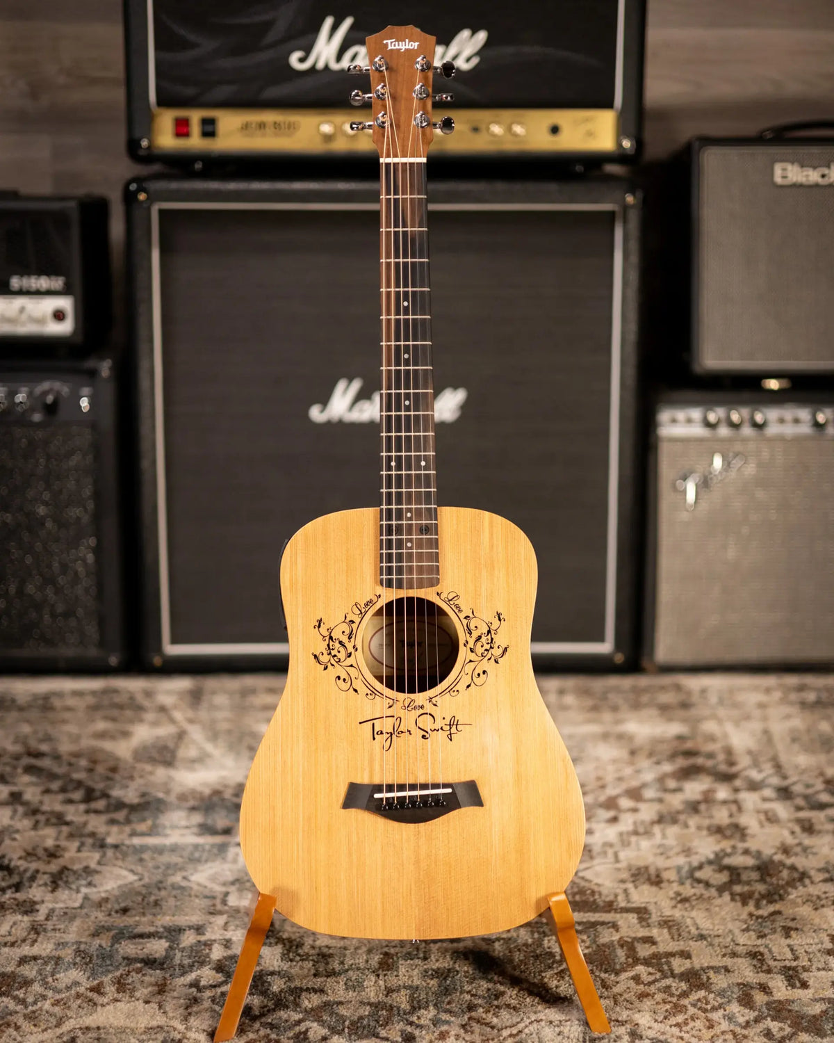 Taylor TS-BTe Taylor Swift Acoustic/Electric Guitar with Gig Bag
