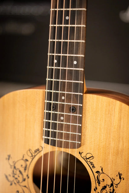 Taylor TS-BTe Taylor Swift Acoustic/Electric Guitar with Gig Bag