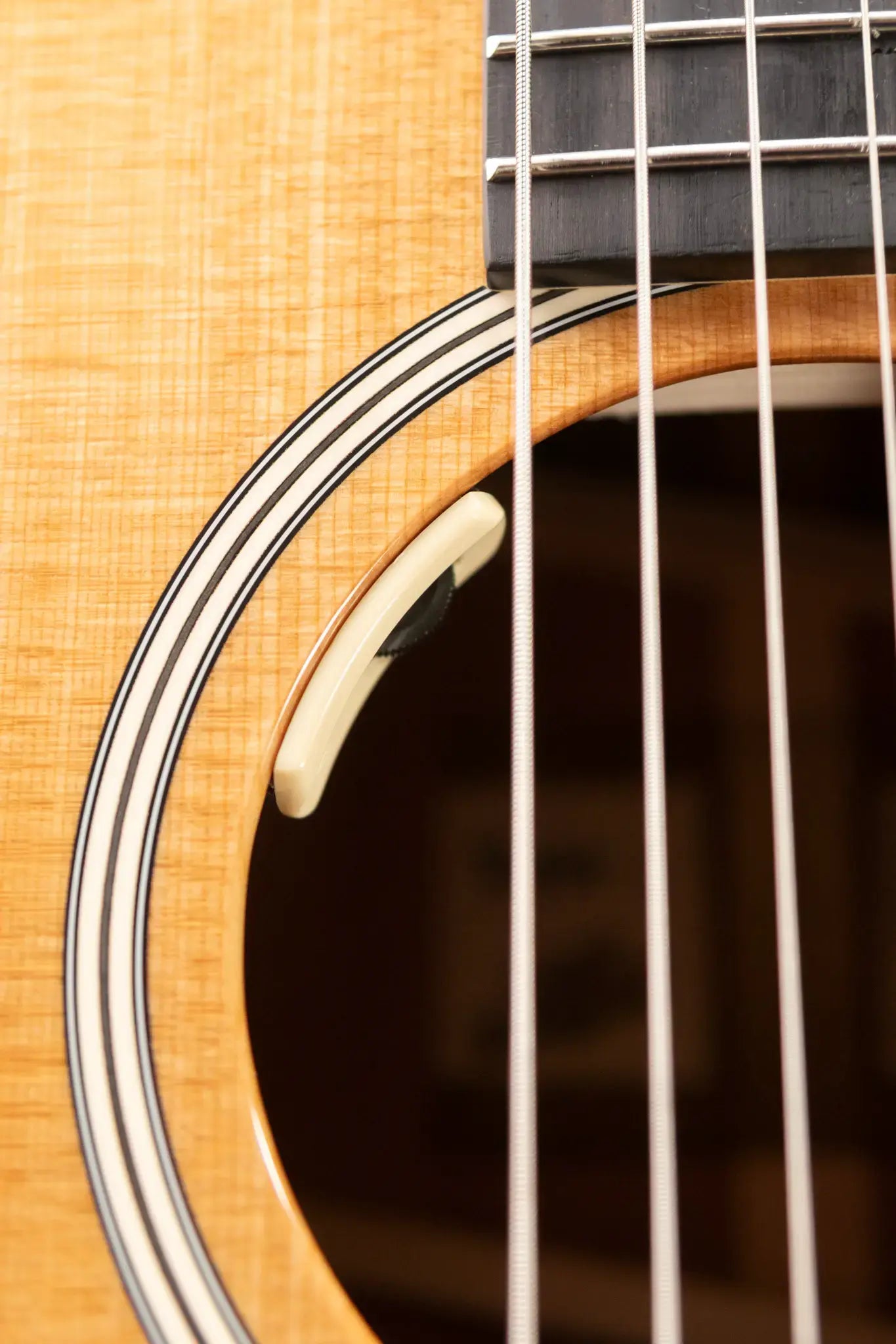 Taylor Trey Hensley Signature Gold Label 510e Special Edition Dreadnought Acoustic/Electric Guitar with Hardshell Case