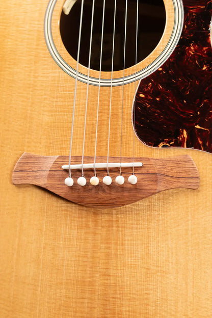 Taylor Trey Hensley Signature Gold Label 510e Special Edition Dreadnought Acoustic/Electric Guitar with Hardshell Case