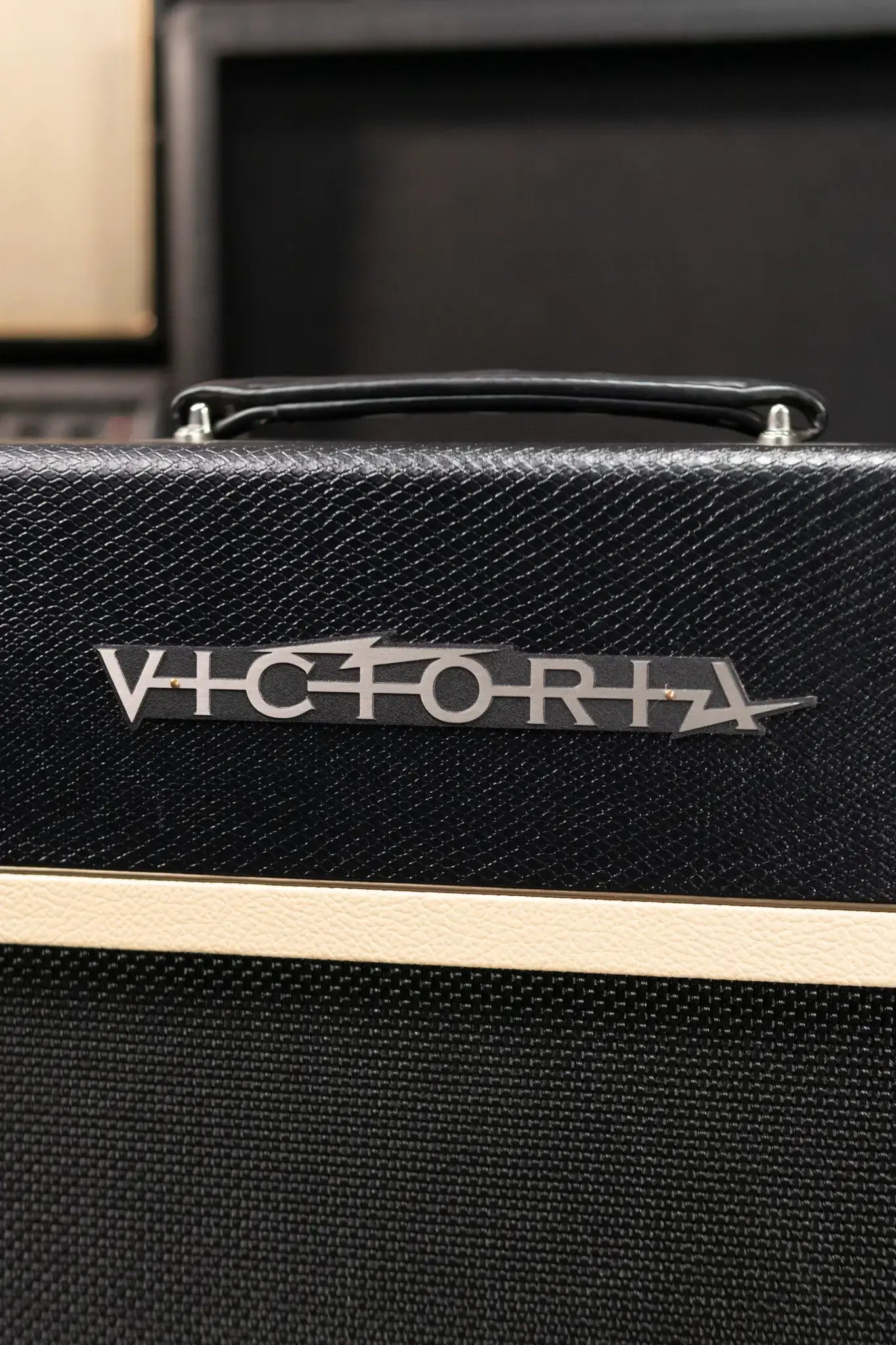 Victoria Silver Sonic Guitar Amplifier - Used