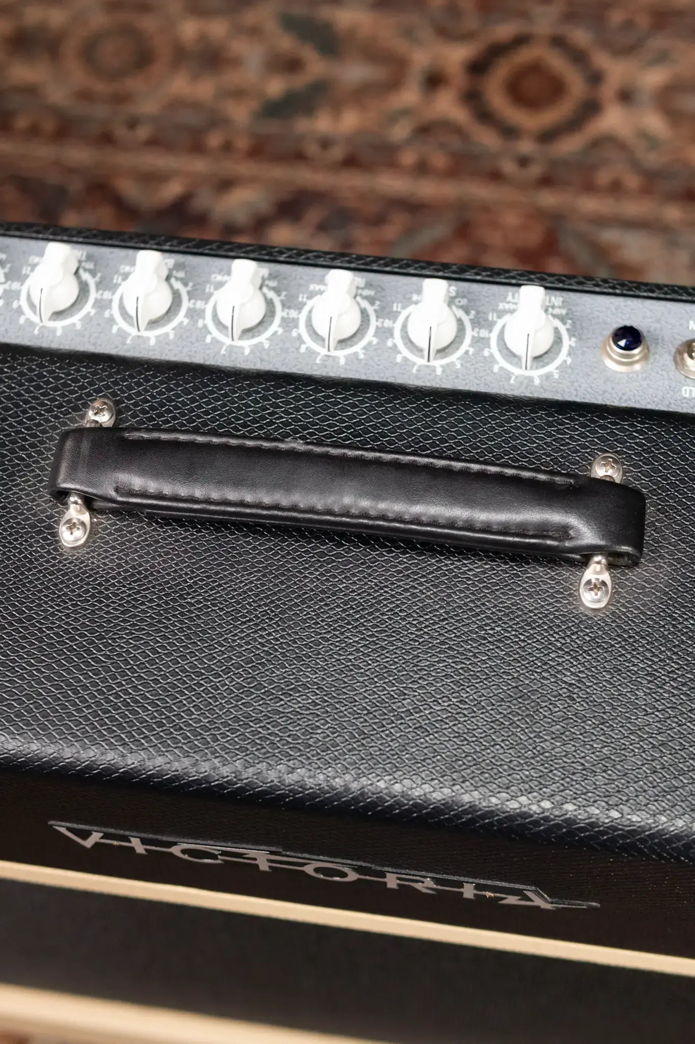 Victoria Silver Sonic Guitar Amplifier - Used