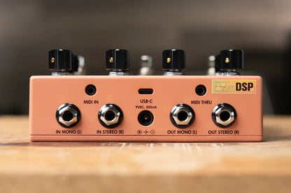Walrus Audio Qi Etherealizer Pedal Terracotta 67a4c9848a6a8