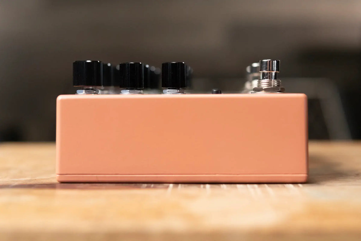 Walrus Audio Qi Etherealizer Pedal Terracotta 67a4c984e1b58