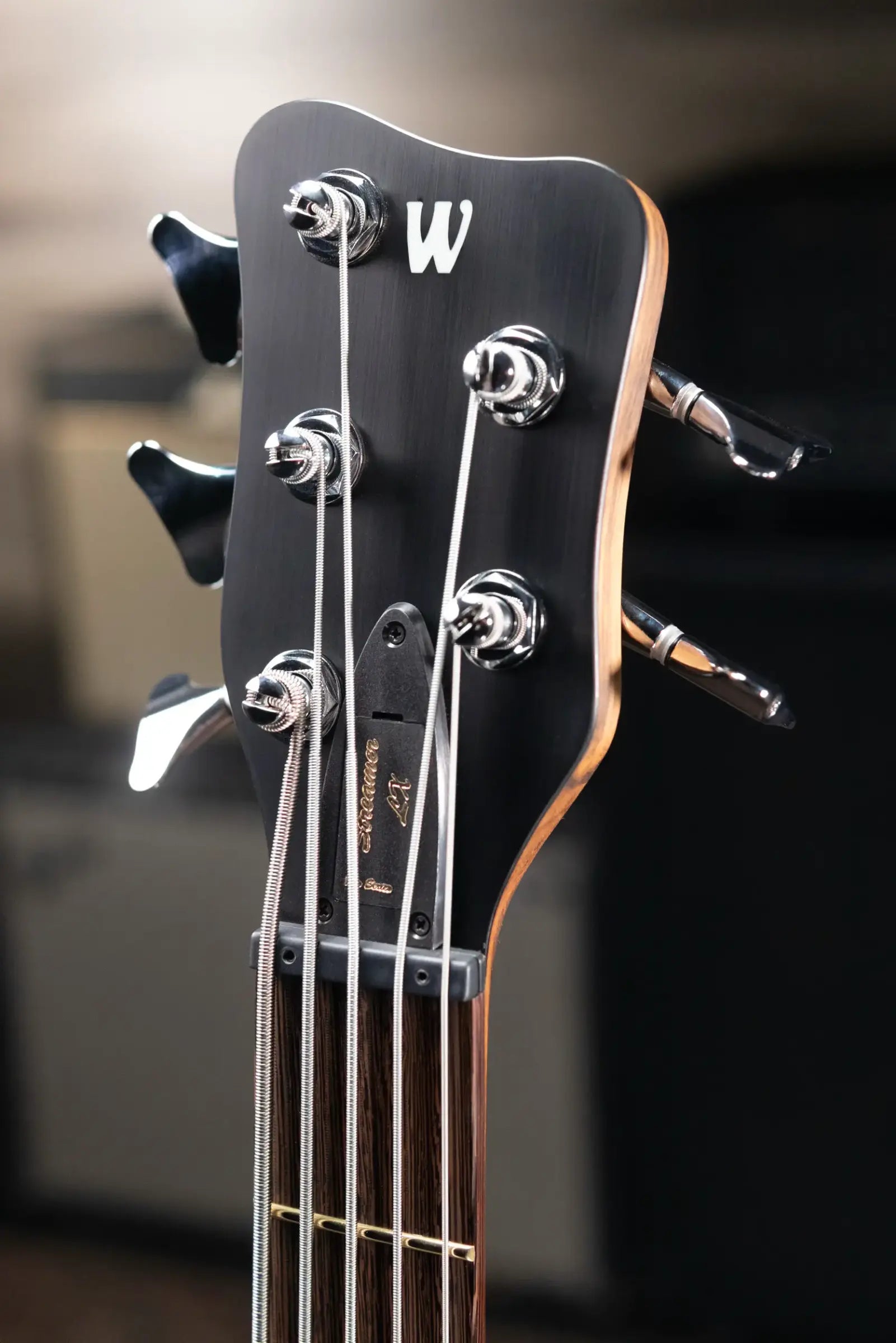 Warwick Pro Series Streamer LX 5-String Bass - Natural Transparent Satin with Gig Bag