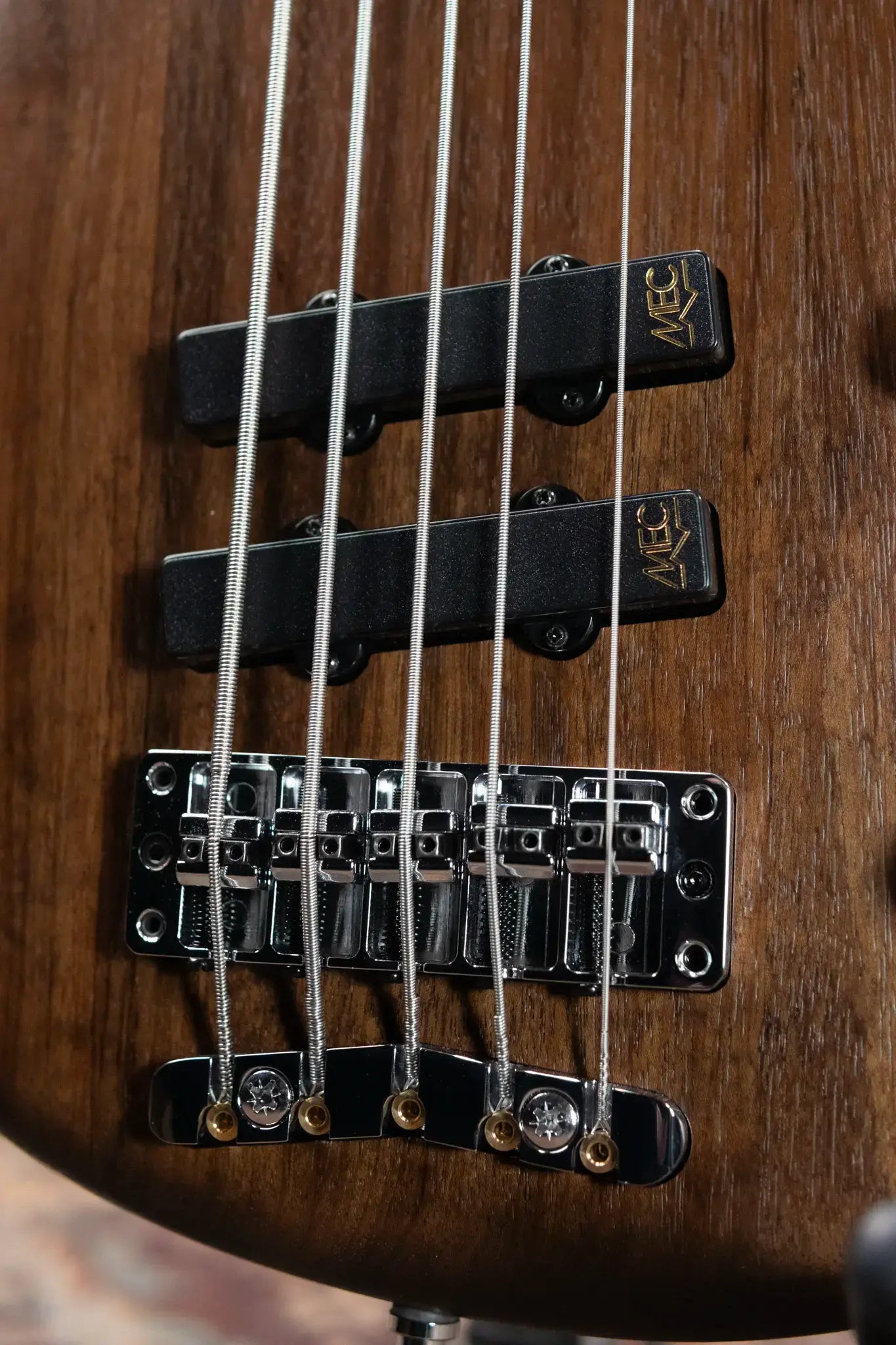 Warwick Pro Series Thumb BO 5-String Bass - Nirvana Black Transparent Satin with Gig Bag