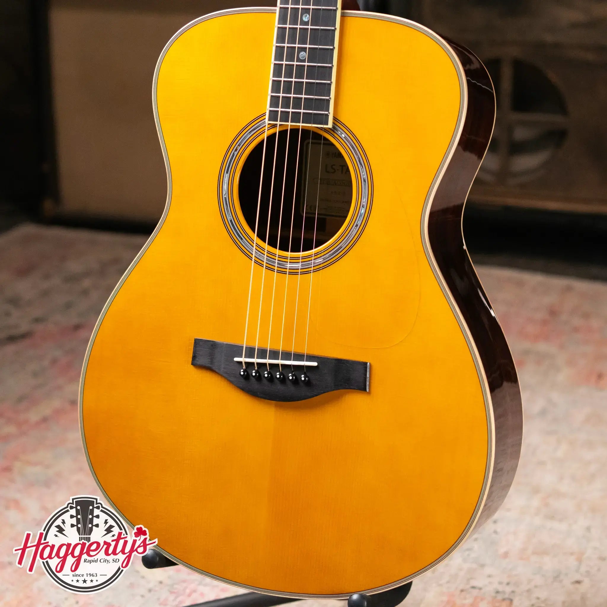 Yamaha LS-TA TransAcoustic/Electric Guitar - Vintage Tint with Gig Bag