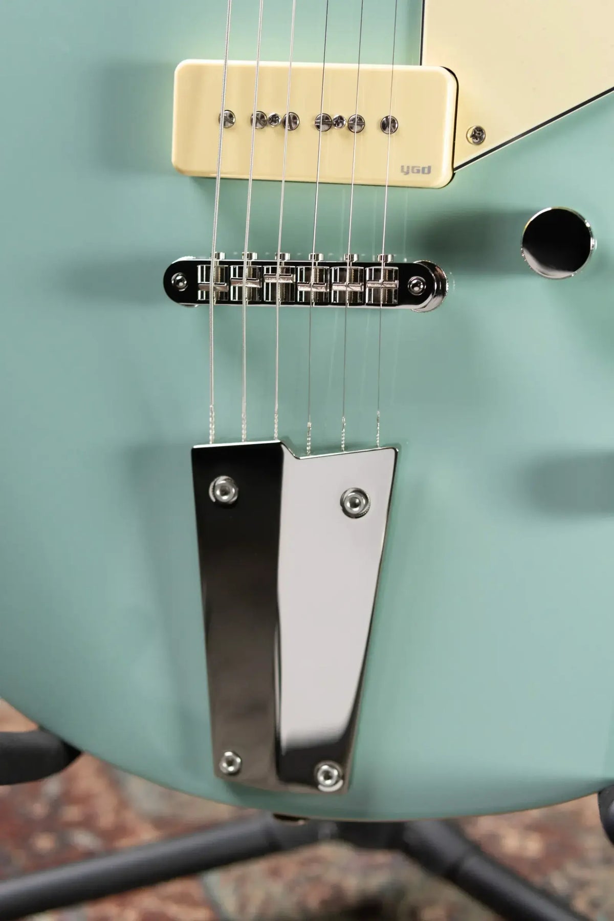 Yamaha RSS02T Revstar Electric Guitar - Sonic Blue with Gig Bag - B-Stock