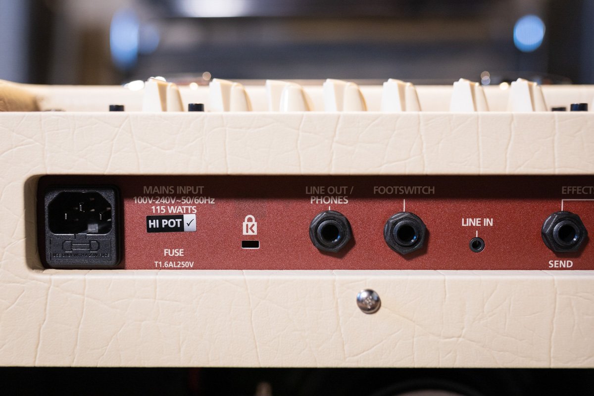 blackstar debut 50w combo amp cream haggertys 09