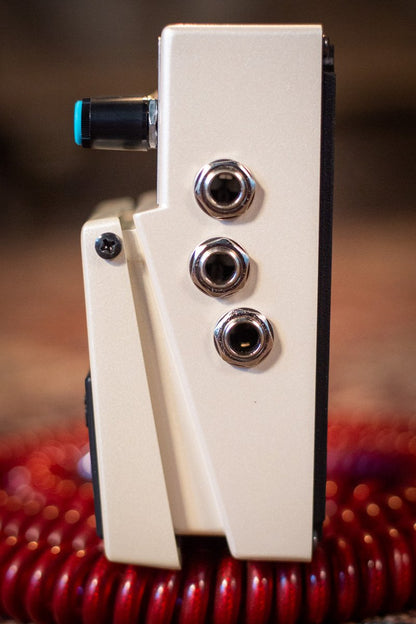 Boss DD-8 Digital Delay Guitar Effects Pedal