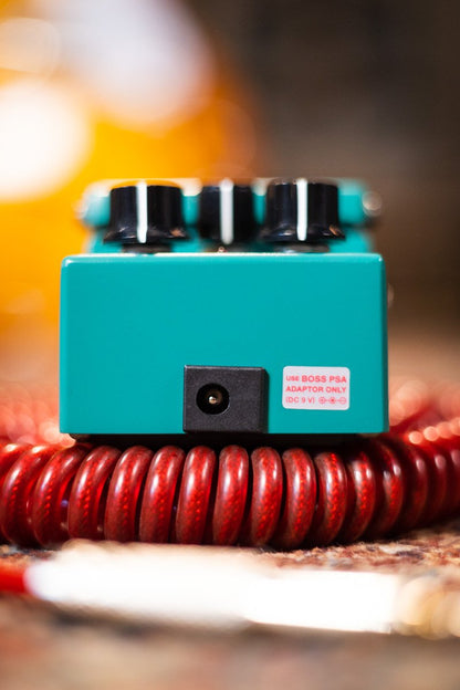 Boss TR-2 Tremolo Guitar Effects Pedal