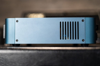 Darkglass Alpha Omega 900W Bass Amplifier