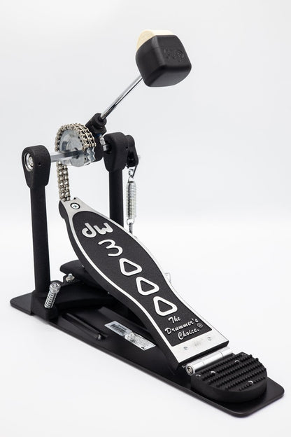 DW 3000 Series Single Kick Pedal