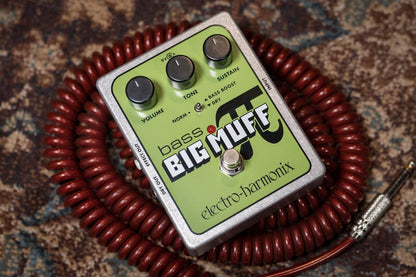 Electro-Harmonix Bass Big Muff Pi Bass Distortion/Sustainer Pedal