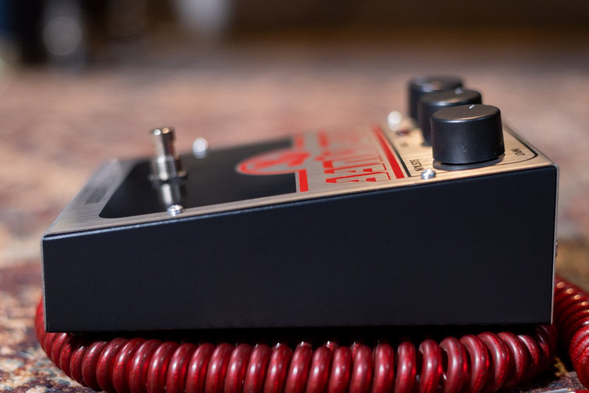 Electro-Harmonix Big Muff Pi Distortion/Fuzz Guitar Effects Pedal