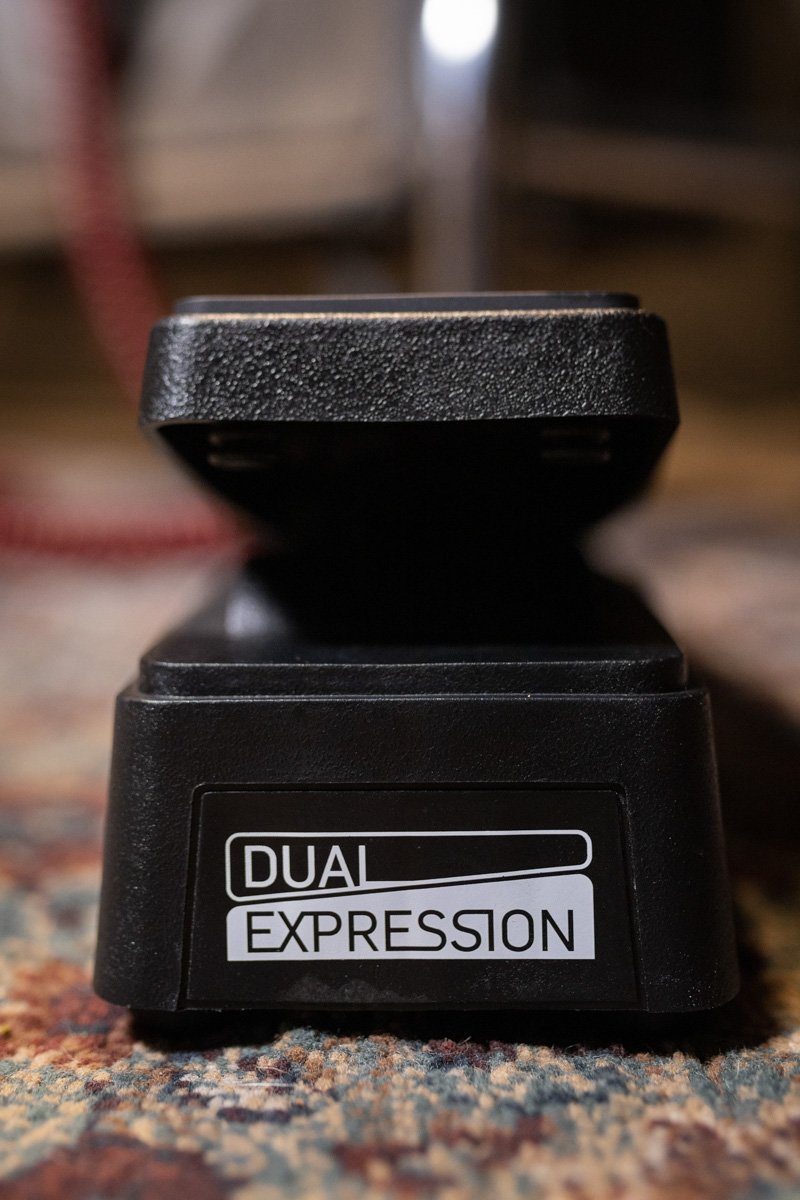 Electro-Harmonix Dual Expression Dual-Output Control Pedal