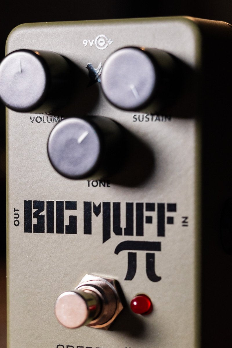 electro harmonix green russian big muff distortion sustainer pedal haggertys 2