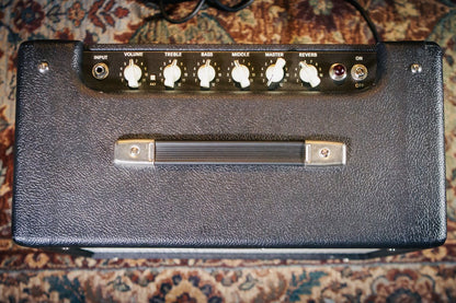 Fender Blues Junior IV Combo Guitar Amplifier Black