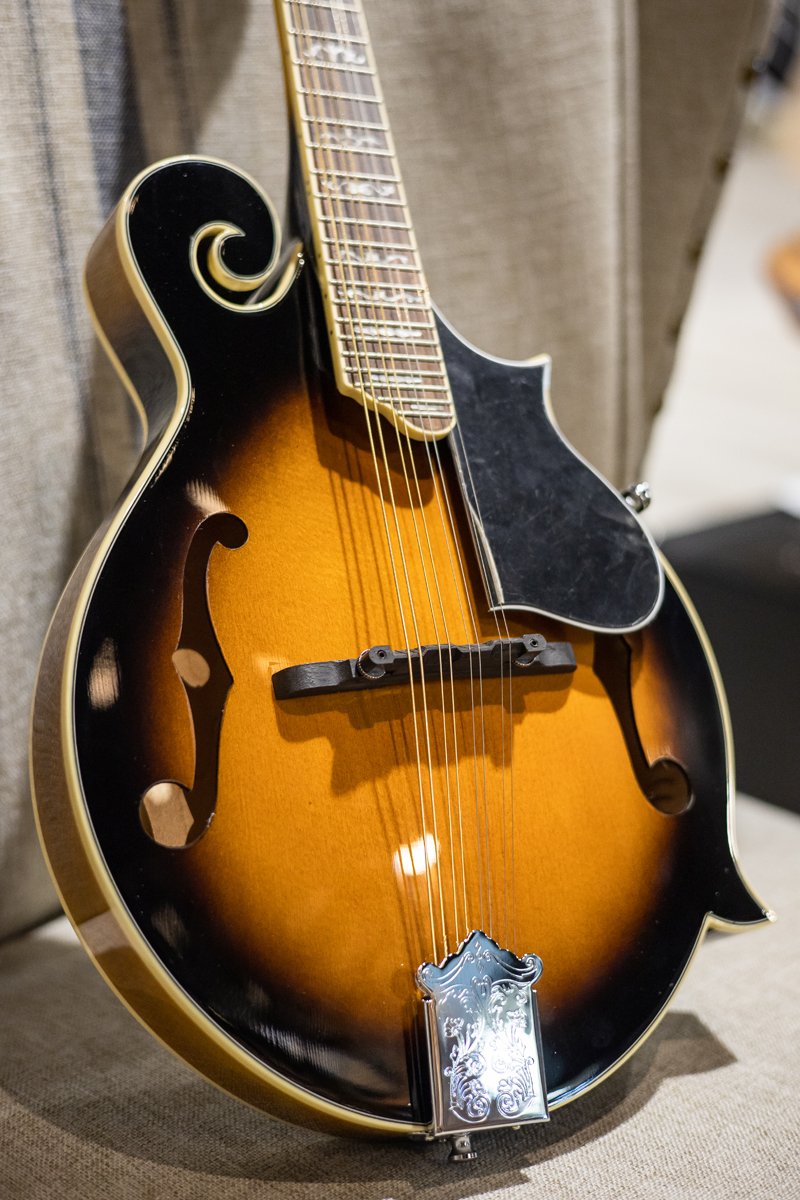 Goldtone GM-35 F-Style Mandolin w/case