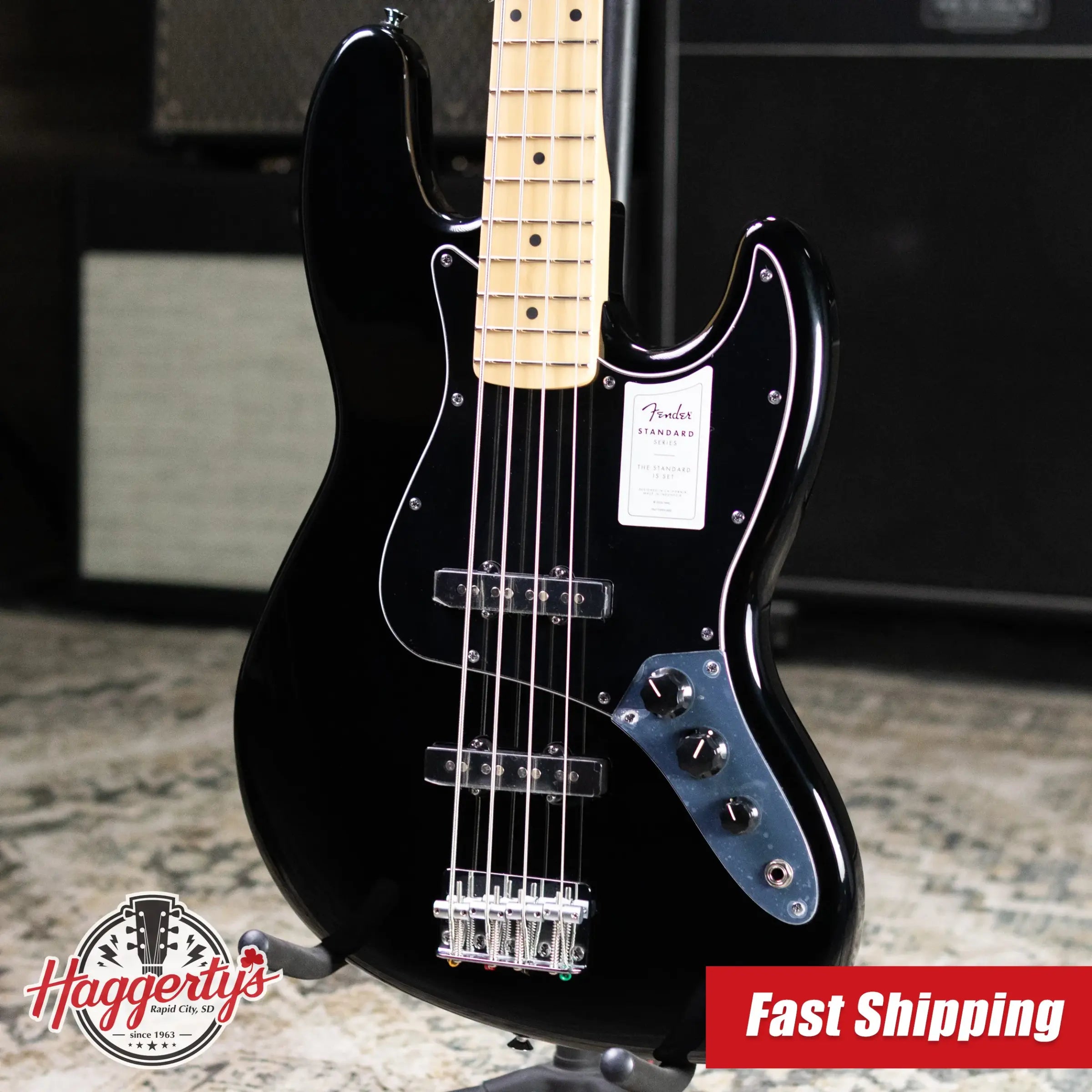 Fender Standard Jazz Bass - Black