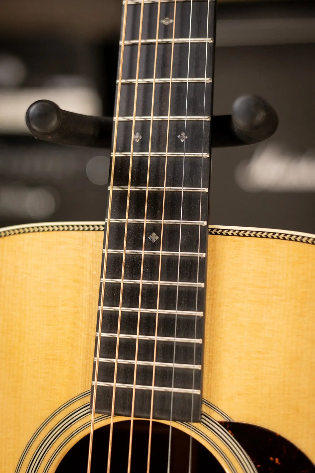 Martin Super HD-28 Dreadnought Acoustic Guitar with Hardshell Case
