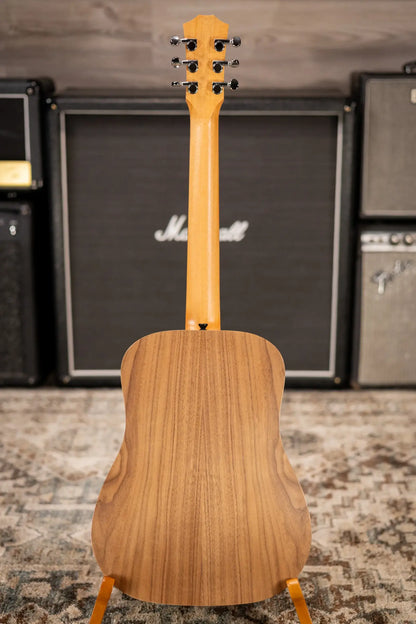 Taylor BT1 Baby Taylor Acoustic Guitar with Gig Bag