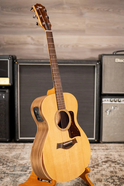 Taylor Academy 12e Grand Concert Acoustic/Electric Guitar with Gig Bag
