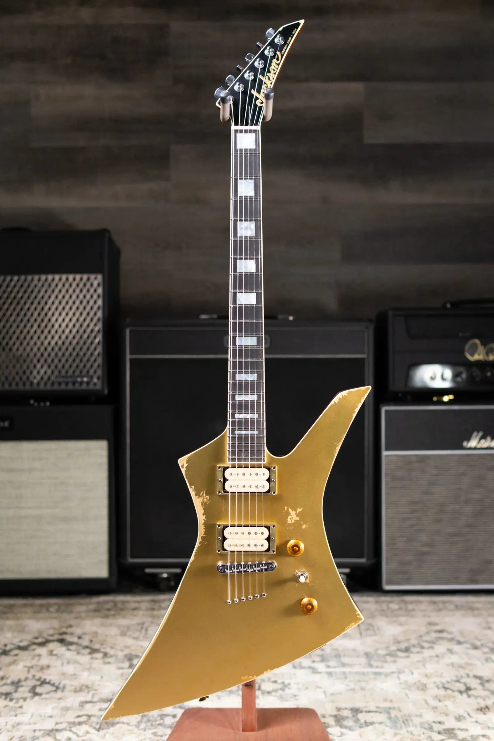 Jackson Custom Shop USA Special Edition Kelly Electric Guitar - Nitro-Relic Tour Gold Top with Hardshell Case